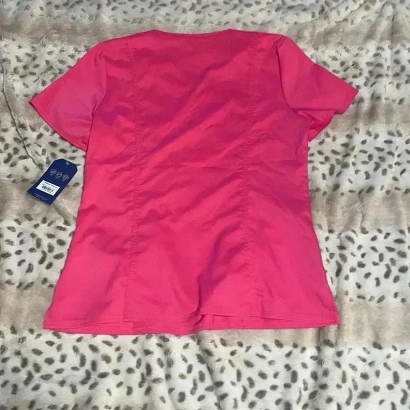 NWT Cherokee Workwear Scrub Top - Picture 2 of 5